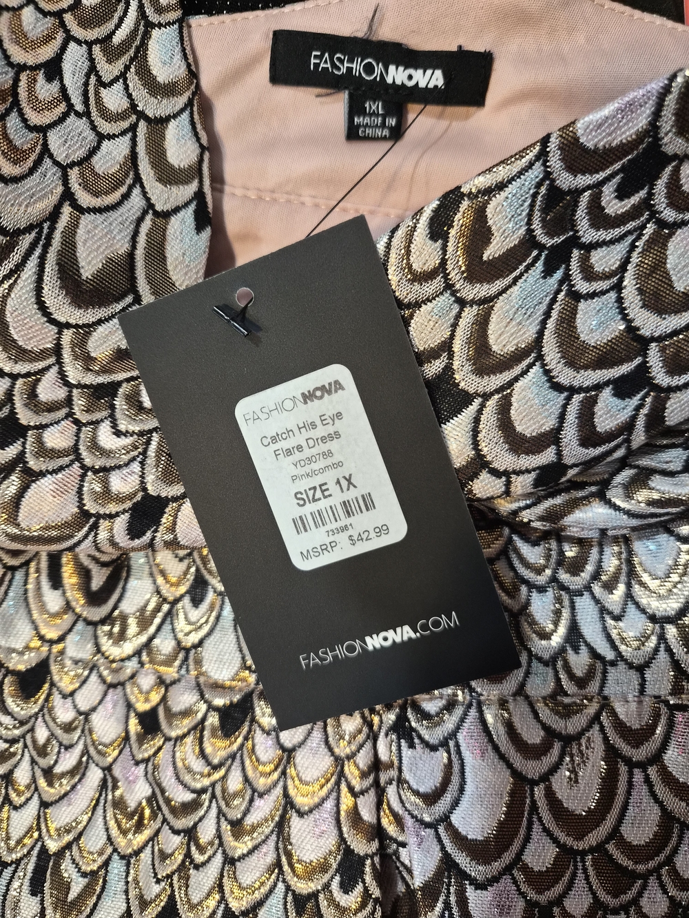 Fashion Nova Pink and Black Scallop-Print Mini Dress - Picture 2 of 4